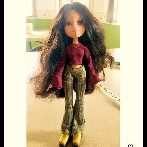 2001 Vintage MGA Bratz Doll 11” Tall